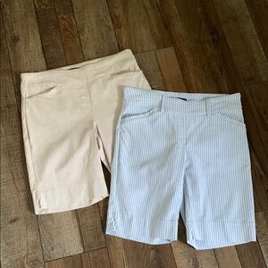 Hilary Radley sz S Stylish Pull On Shorts Set - Cream and Blue